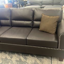 New Leather Couch / Free Delivery 