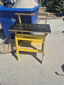 Stanley Jr Kids Work Bench