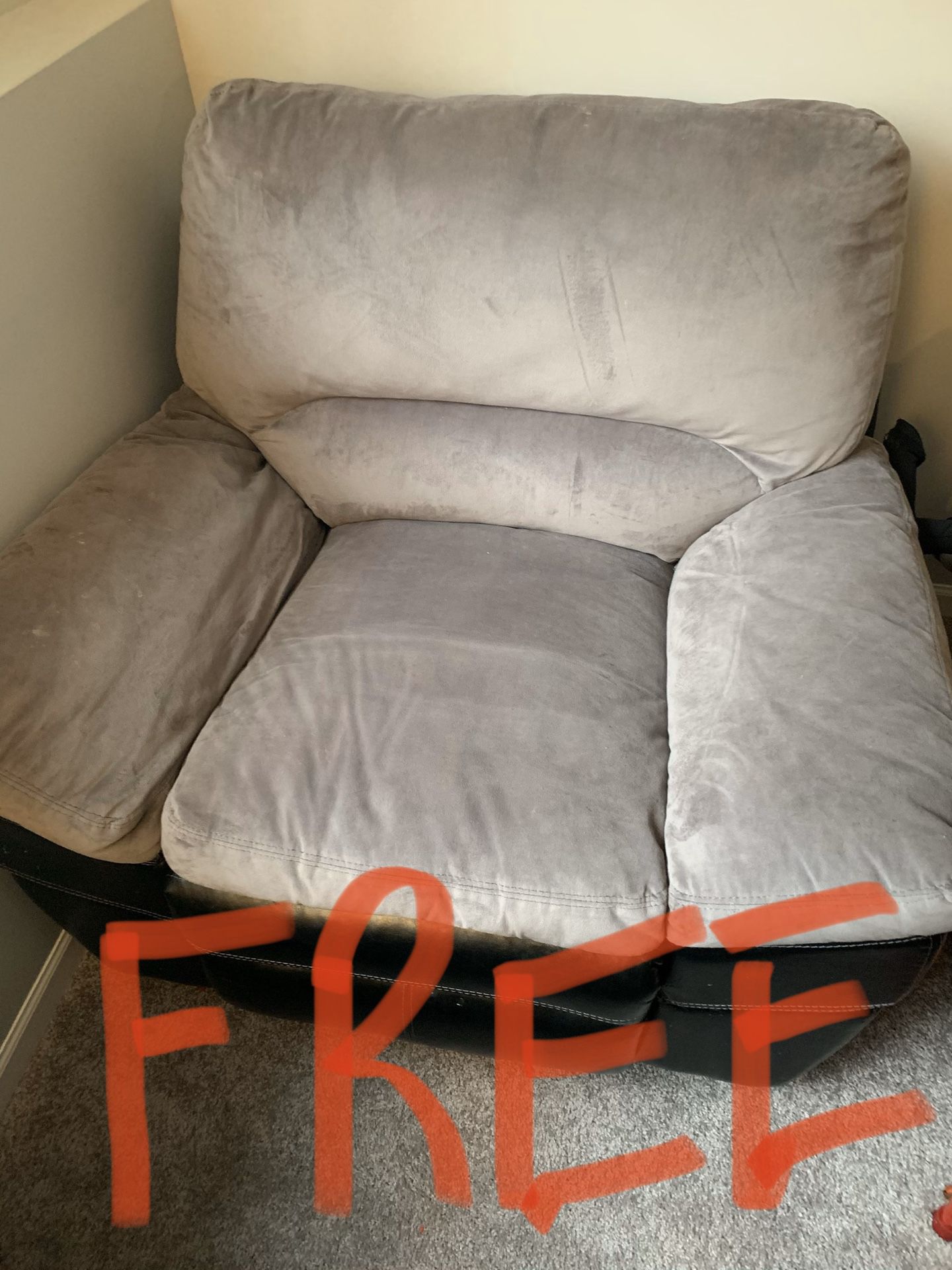Grey recliner FREE good condition