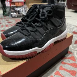 Bred 11s Size 10.5
