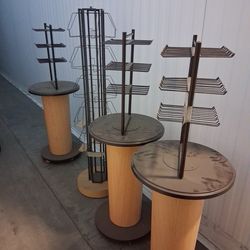 5 display rack on wheels