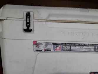 150qt Igloo Yukon cooler. 8 days of ice!