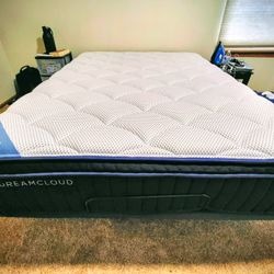 DreamCloud Premier Queen Mattress Hybrid Bed 