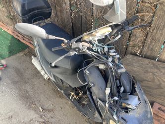SunnyJL50QT-5 scooter
