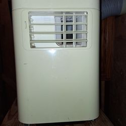 Costway  AIr Conditioner 10,000 BTU  