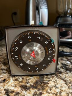 Vintage Paragon Electric 24-Hour Mechanical Timer