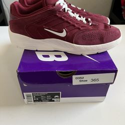 Nike Sb Vertebrea Team Red Sail  Mens 8 Women’s 9.5