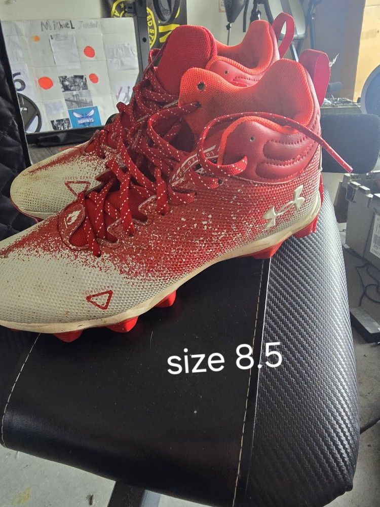 Football Cleats Size 8.5