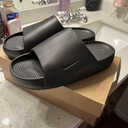 Nike Calm Slides Women’s 