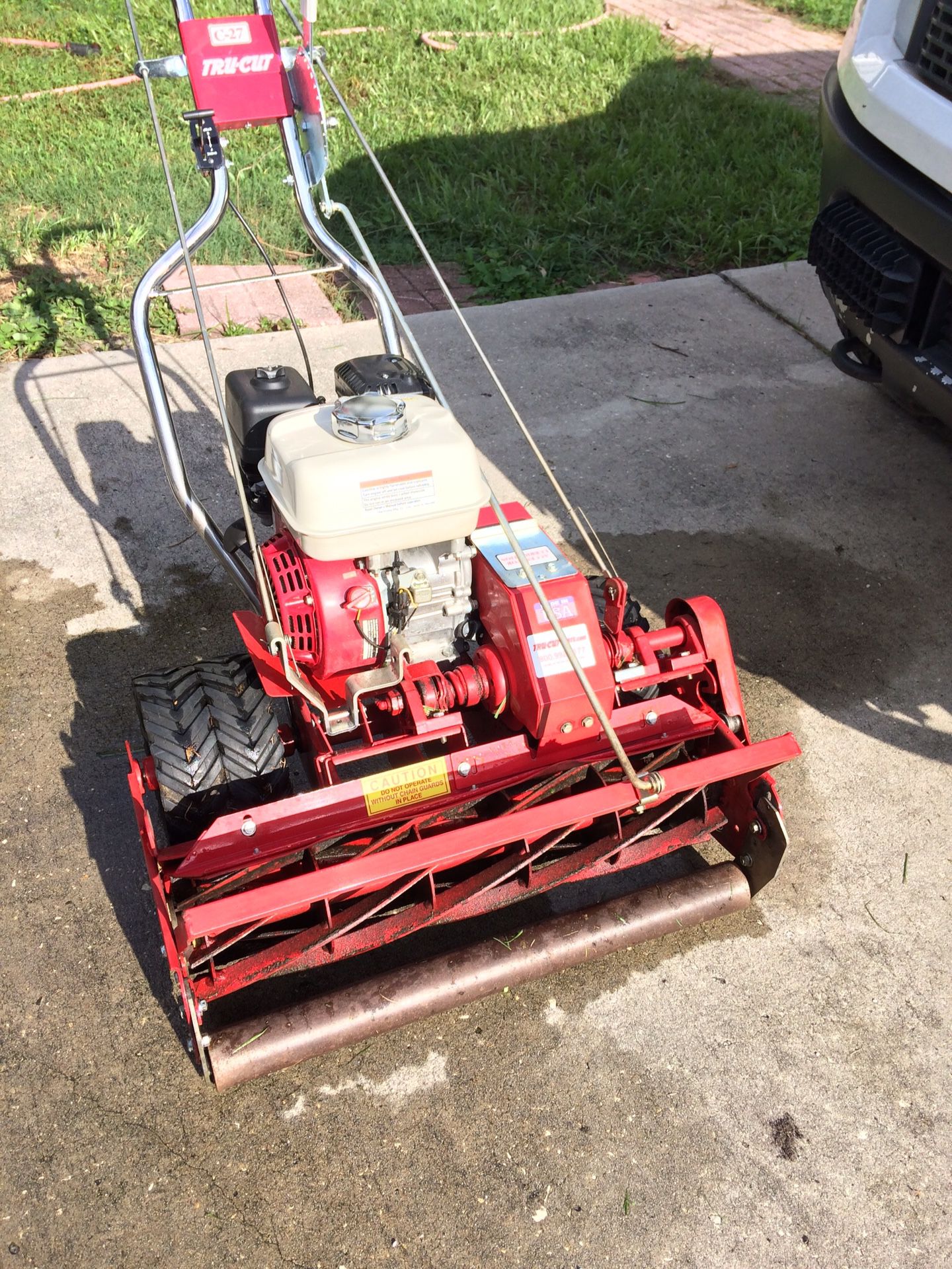 Trucut C27 Commercial reel mower for Sale in Tampa, FL - OfferUp