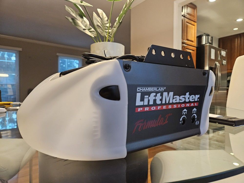 $150 OBO LiftMaster Professional Formula 1 Garage Door Opener (3280M)