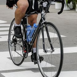 2005 Specialized Roubaix Pro Road Bike