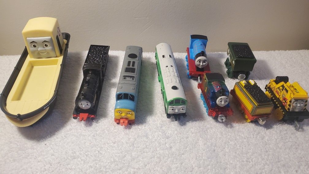 Thomas The Train And Friends Lot Of Engines Diecast Plastic And Wooden