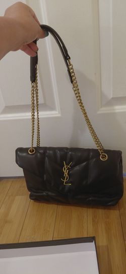 Brand new womens leather shoulder bag with dust bag and box