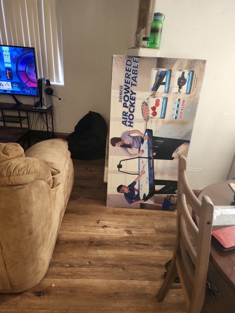 Air Hockey Table