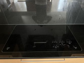 Wolf 36” Electric Cooktop