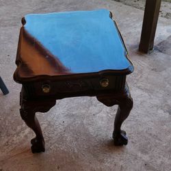 Cherry Livingroom Table With Drawer $50