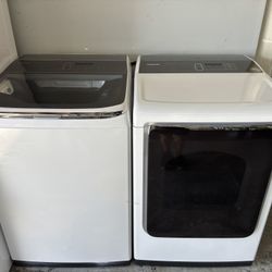 SAMSUNG WASHER AND DRYER SET 