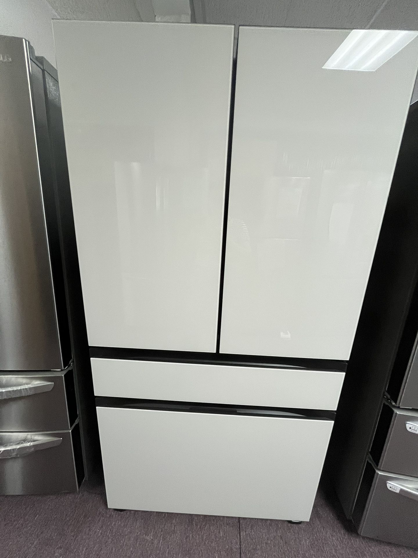 Refrigerator 4 Doors White New Open Box And 1 Year Warranty