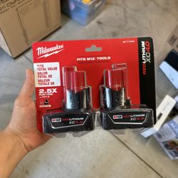 Milwaukee battery 4.0