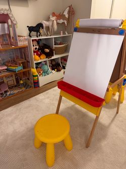 Melissa & Doug Kids Art Easel