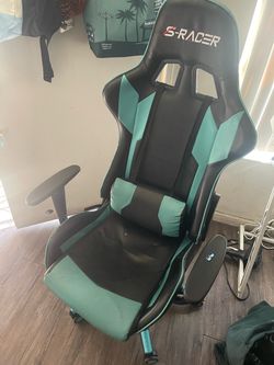 Gaming chair $30 (OBO)