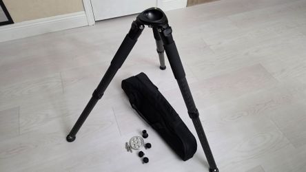 Apertura Carbon Fiber Tripod for Strainwave Mounts