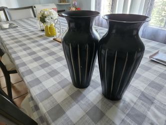 2 Vase $5 For Both