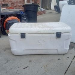 Big Igloo Cooler