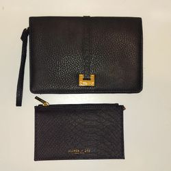 NEW WITHOUT TAGS OLIVA + JOY NEW YORK WOMENS DESIGNER GENUINE LEATHER WRISTLET FLAT PURSE & GENUINE LEATHER COIN PURSE / MAKE-UP POUCH SNAKE PATTERN. 