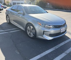 2017 KIA Optima