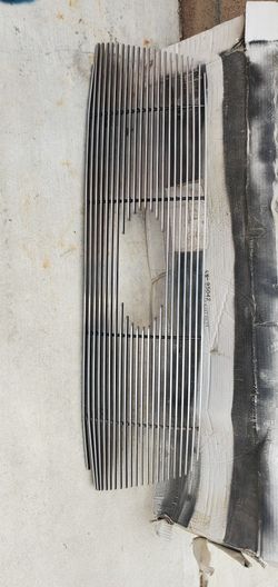 Grill For A 2004 Ford F150