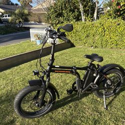 Rad Power RadMini Folding Electric Bike 750W – Excellent Condition