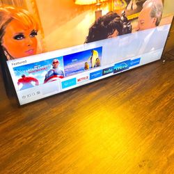 75”Samsung 4K 2160p UHD Smart Tv HDR Model UN75MU6900