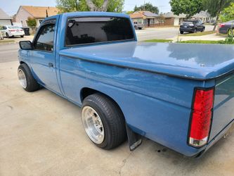 1990 nissan D21 HARDBODY