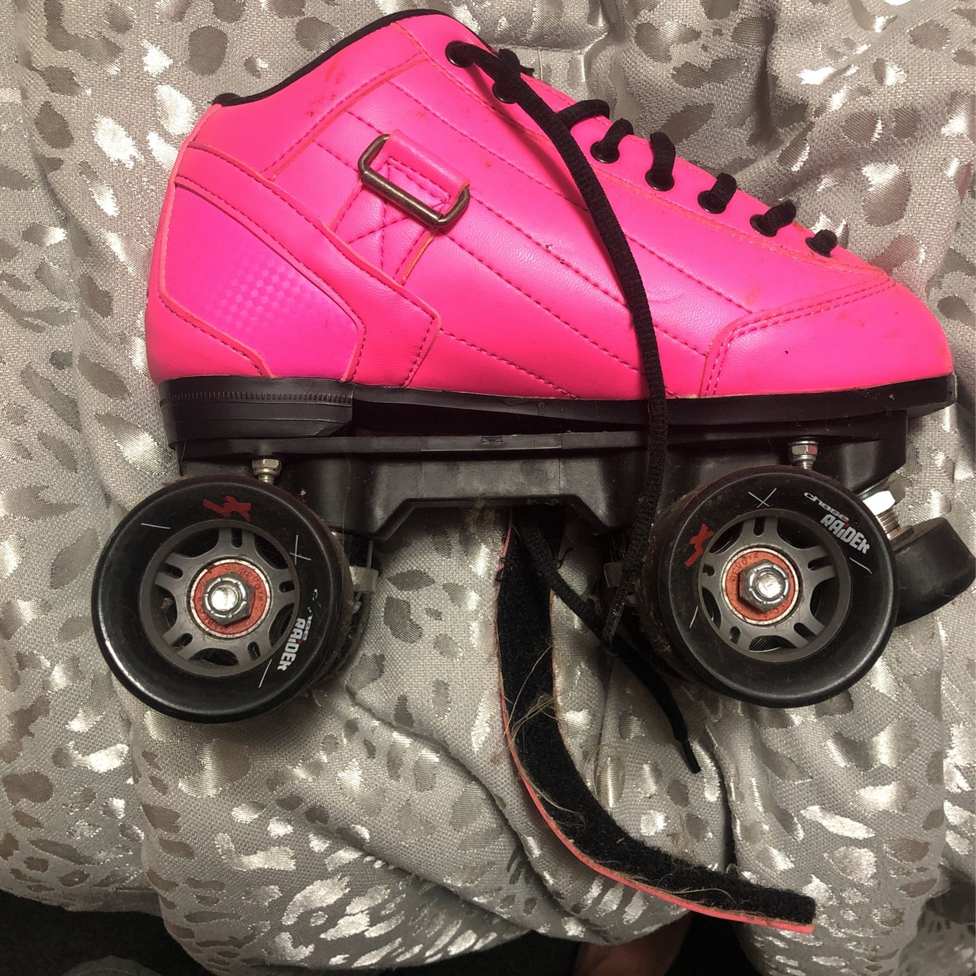 Roller Derby, Elite, Stomp 5 Size 6 basically brand new only worn three times