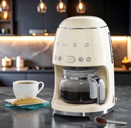 New SMEG 50s Retro Style Drip Coffee Maker Machine, 10-cup, Black or Cream color