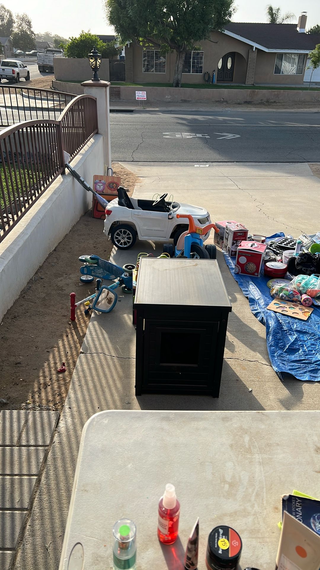 Yard Sale!! Anything Left $1 Each!!