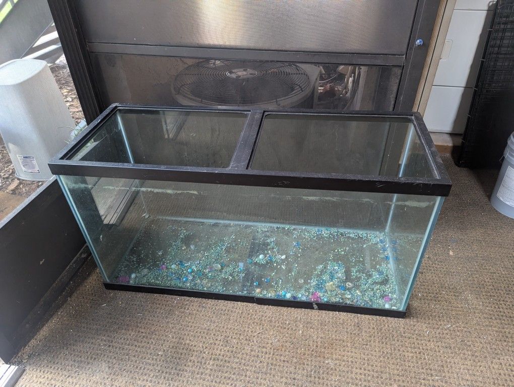 90 Gallon FISH TANK