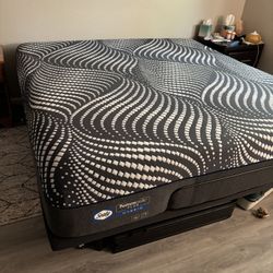 Hybrid king size luxury mattress