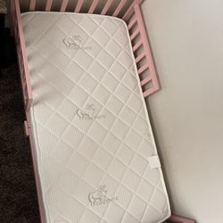 Pink Toddler Bed/Mattress 