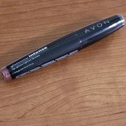 *AVON* Glazewear Intense Lipgloss in "Crimson Rouge Violet"