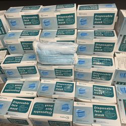 Many Face Mask 😷 Every Box Come With 50pcs For Just $0.62 Cents Each Box 