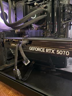 PNY RTX 5070 12GB