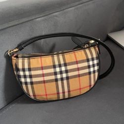 Pre Owed Burberry Vintage Check Calfskin  Olympia Sleeve M  Pouch Small Bag