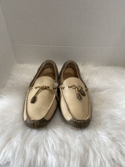UGG Australia Beige Leather Driving Tassel Moccasins Loafers Men's Size 9.5US