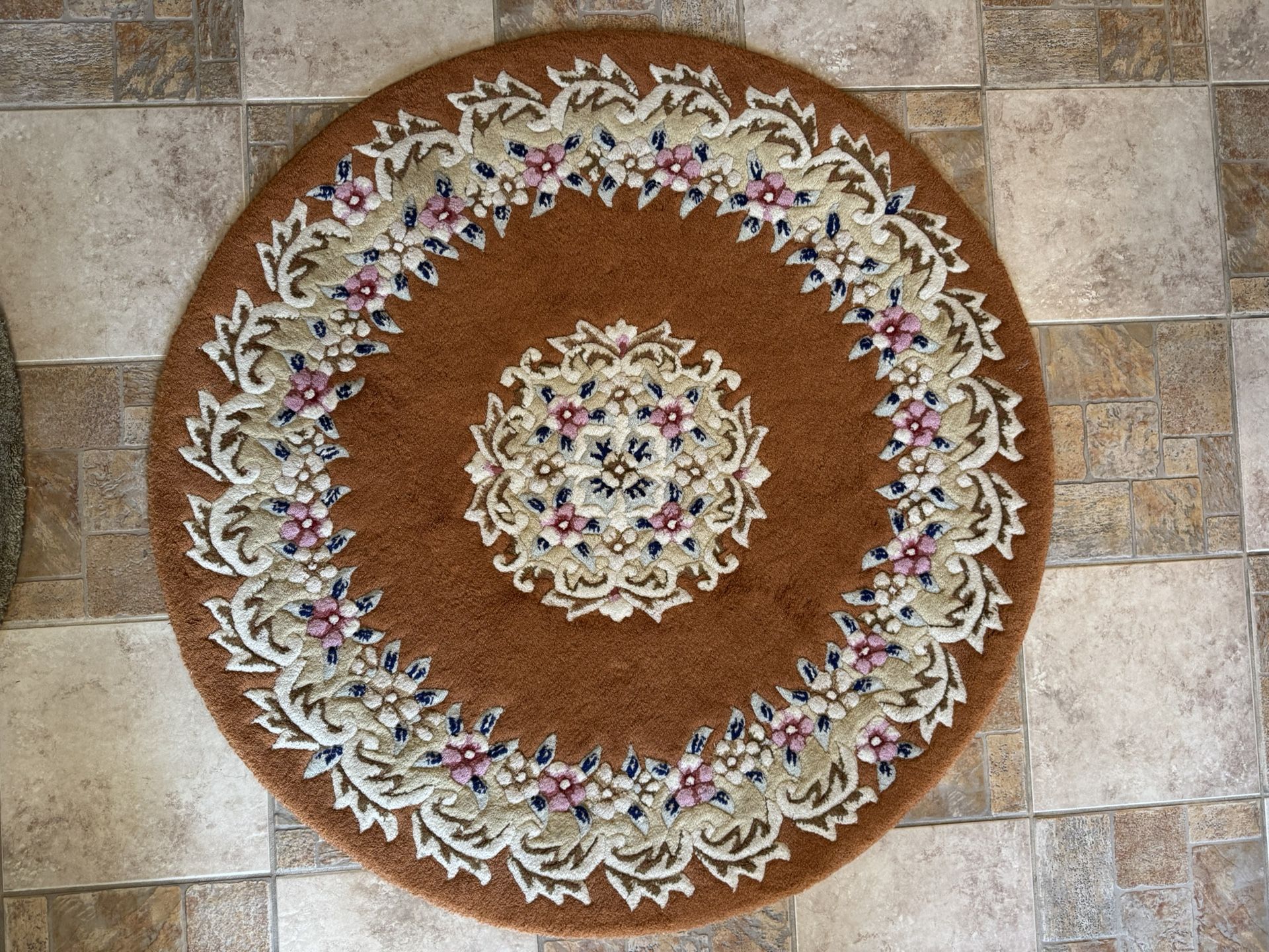 Round Ethnic Area Rug