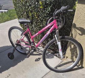 Adult Magna Ridge Speed Bicycle W/training Wheels ( Removable)