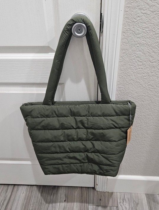 New with Tags, BearPaw Olive Green Puffer Purse