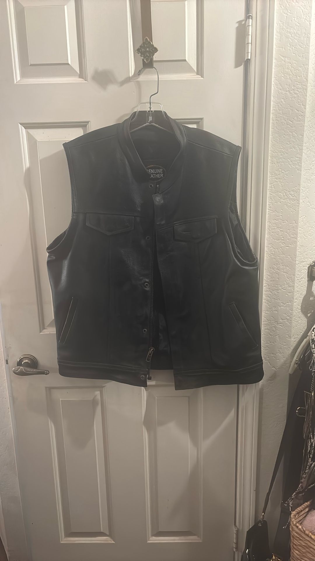 Men’s Genuine Leather Motorcycle Vest